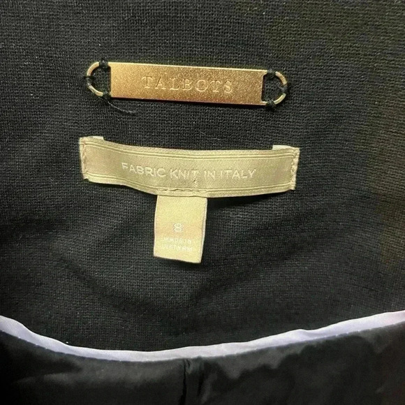 Talbots Luxe Italian Knit Blazer 8
Black. Stretch Lined Pocket. - Picture 3 of 4
